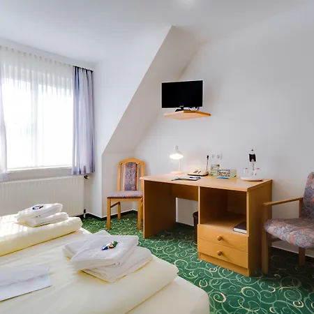 فندق Garni Zwickau-mosel 3*