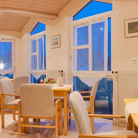 Garni Zwickau-mosel 3*