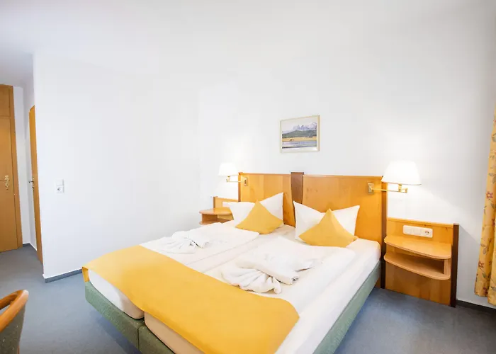 Garni Zwickau-mosel Hotel 3*