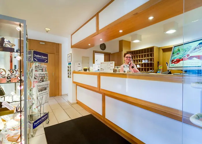 Hotel Garni Zwickau-mosel 3*